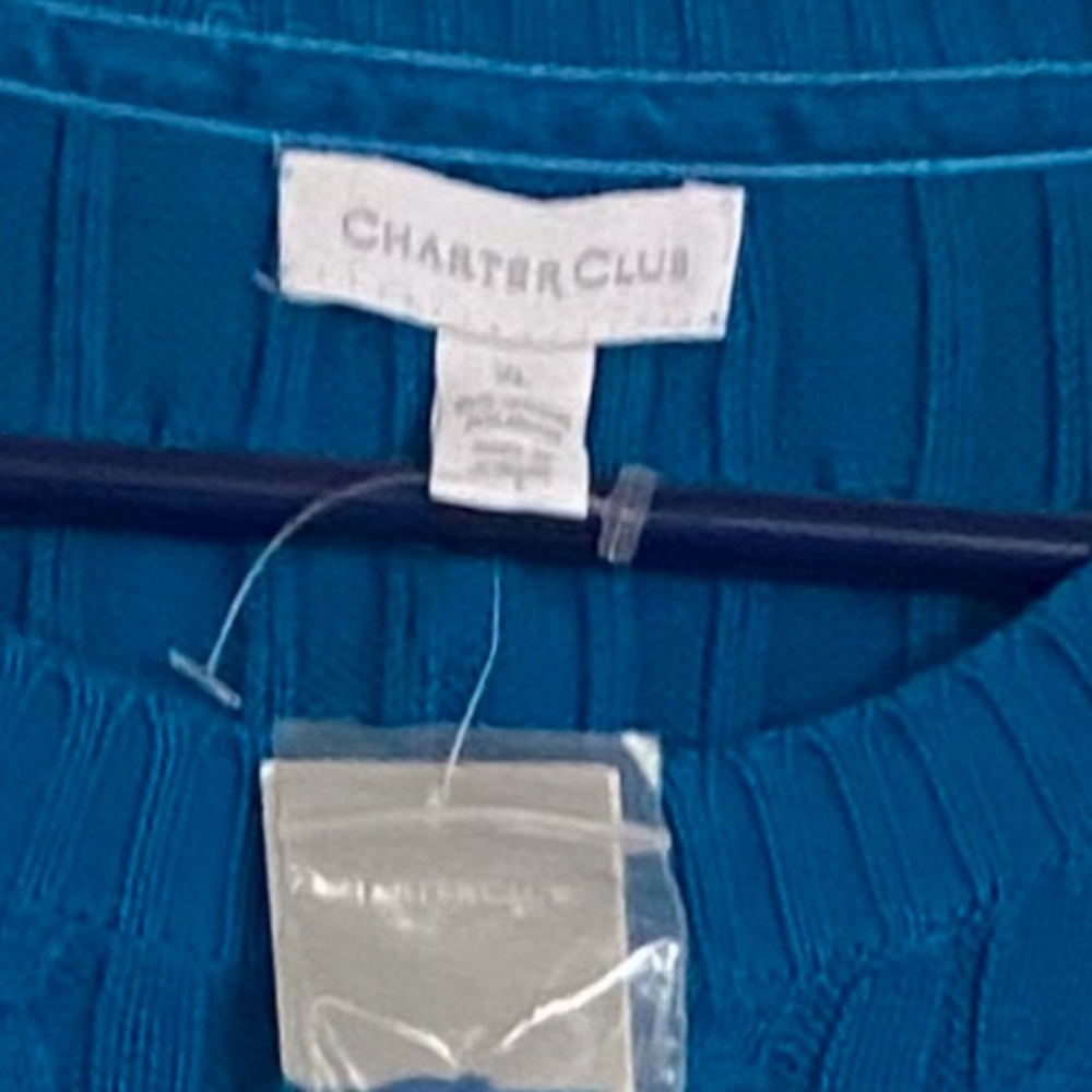 BEAUTIFUL KNIT SWEATER  NWT - Picture 8 of 9